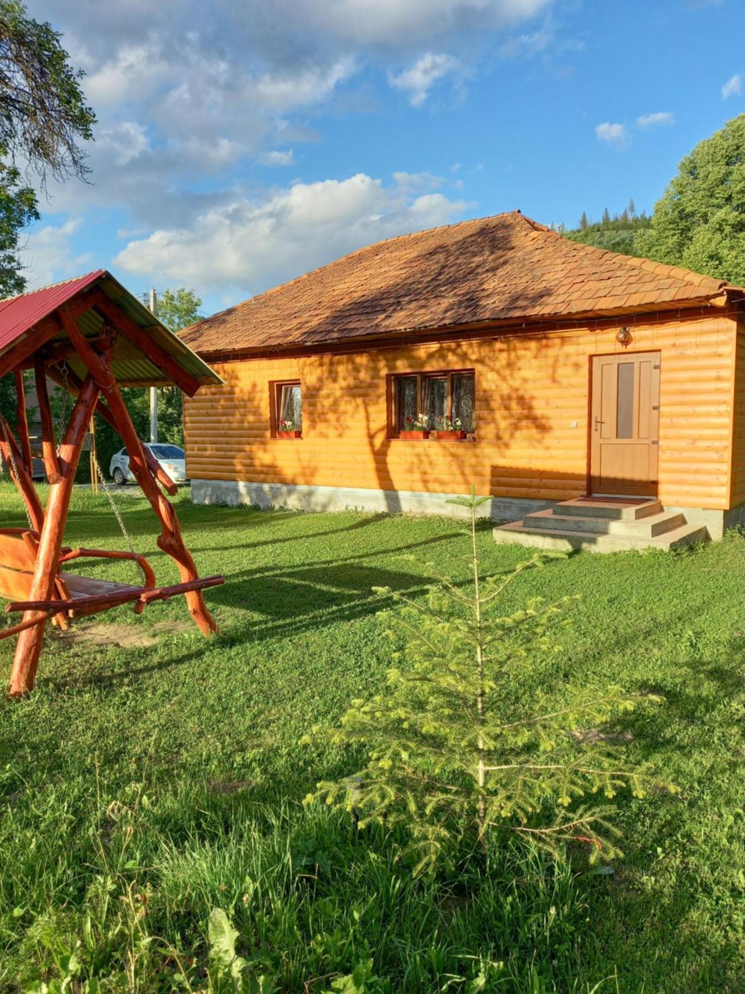 Котедж "Затишний Відпочинок" Huklyvyy Exterior photo
